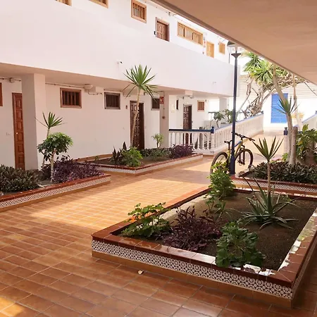 Appartamento Helena En Garden Con Piscina Climatizada