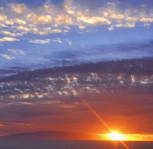 Helena En Garden Con Piscina Climatizada *