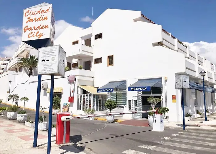 Helena En Garden Con Piscina Climatizada Appartement