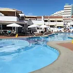 Helena En Garden Con Piscina Climatizada *