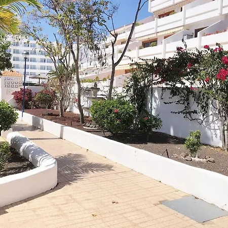 شقة Helena En Garden Con Piscina Climatizada Playa Feñabe