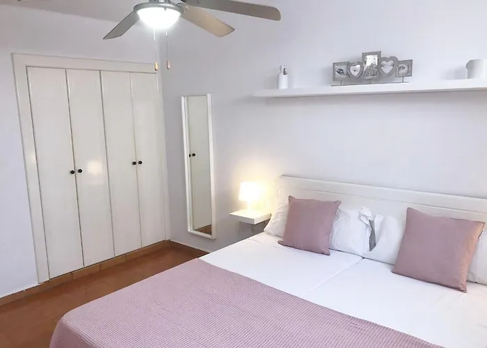 Helena En Garden Con Piscina Climatizada Apartment